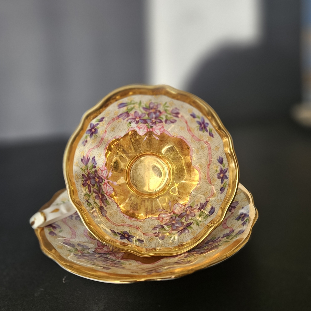 Rare Vintage Queen Anne Sweet Violets Teacup Set